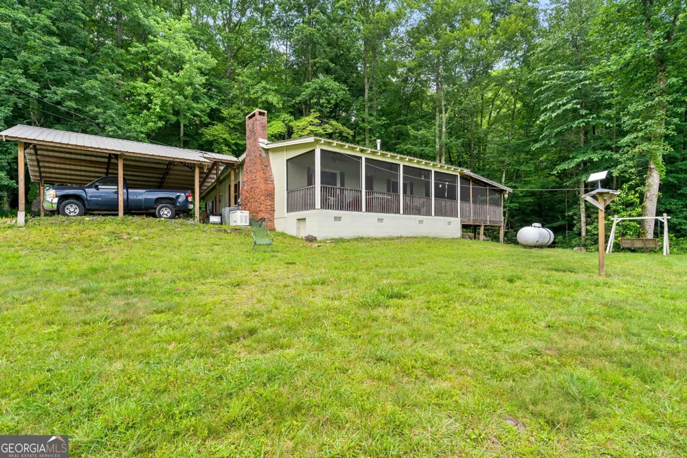 1449 Muskrat Creek RD Hayesville, NC 28904