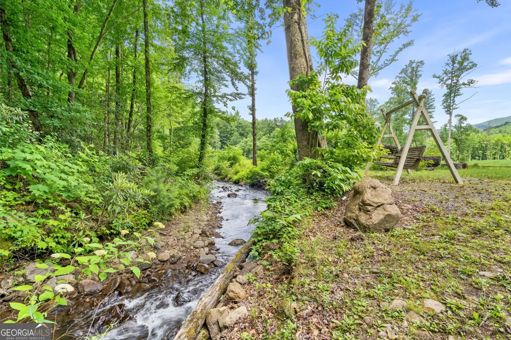 1449 Muskrat Creek RD Hayesville, NC 28904
