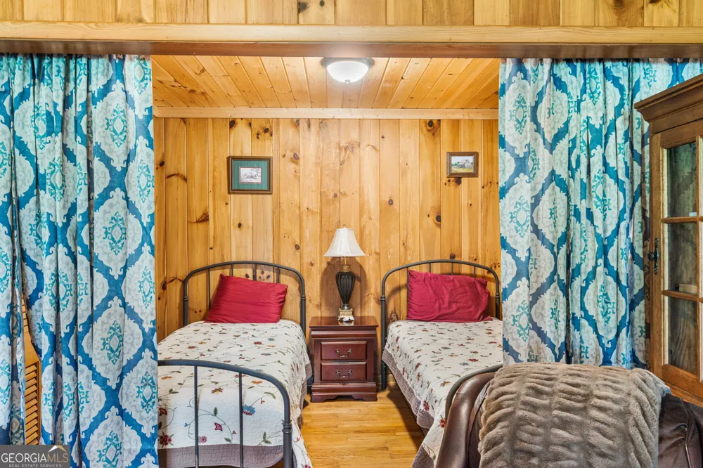 1449 Muskrat Creek RD Hayesville, NC 28904