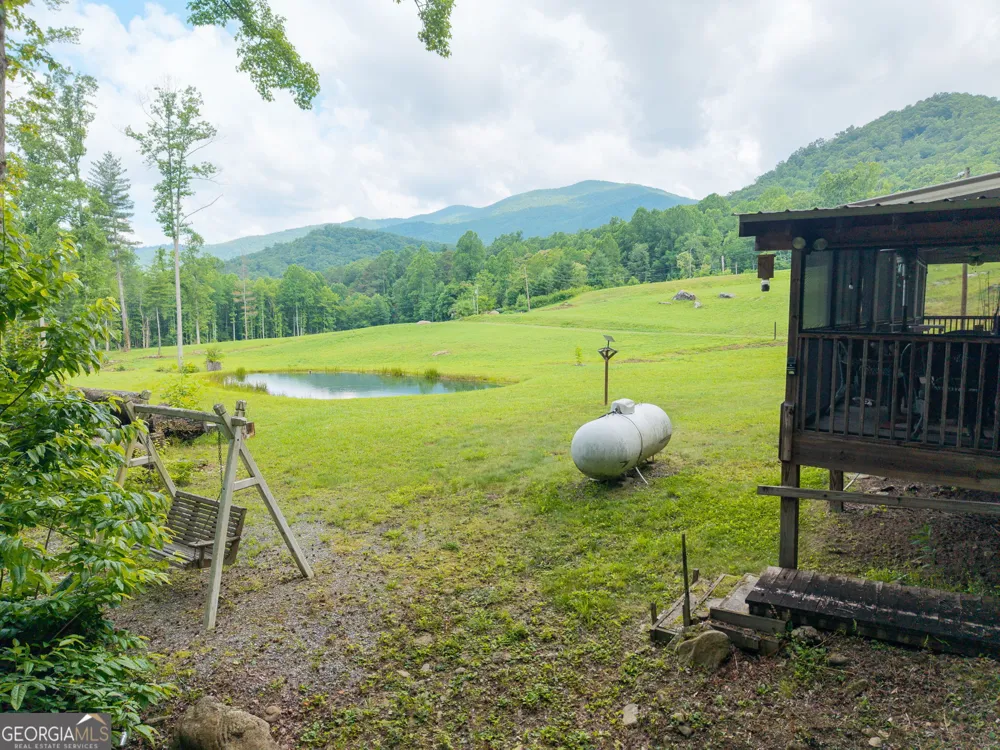 1449 Muskrat Creek RD Hayesville, NC 28904