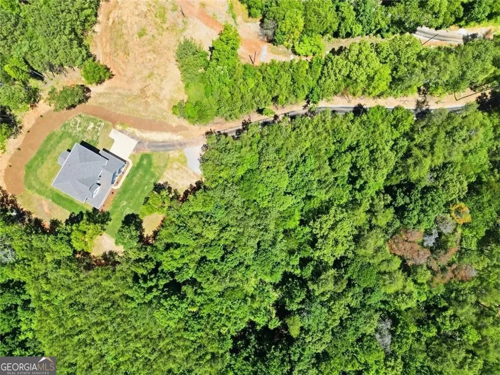 31 Kirk RD NW White, GA 30184