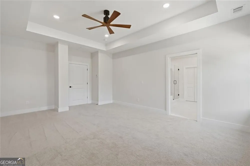31 Kirk RD NW White, GA 30184