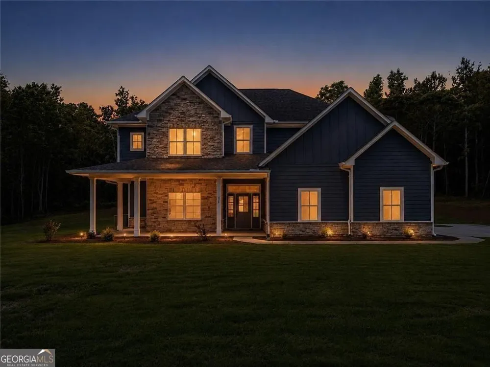 31 Kirk RD NW White, GA 30184