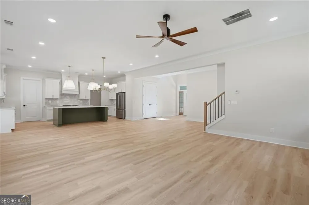 31 Kirk RD NW White, GA 30184