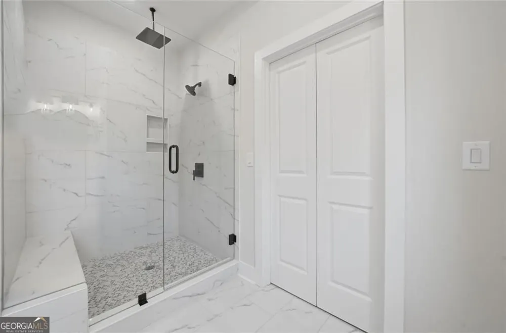 31 Kirk RD NW White, GA 30184