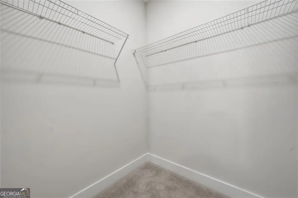 31 Kirk RD NW White, GA 30184