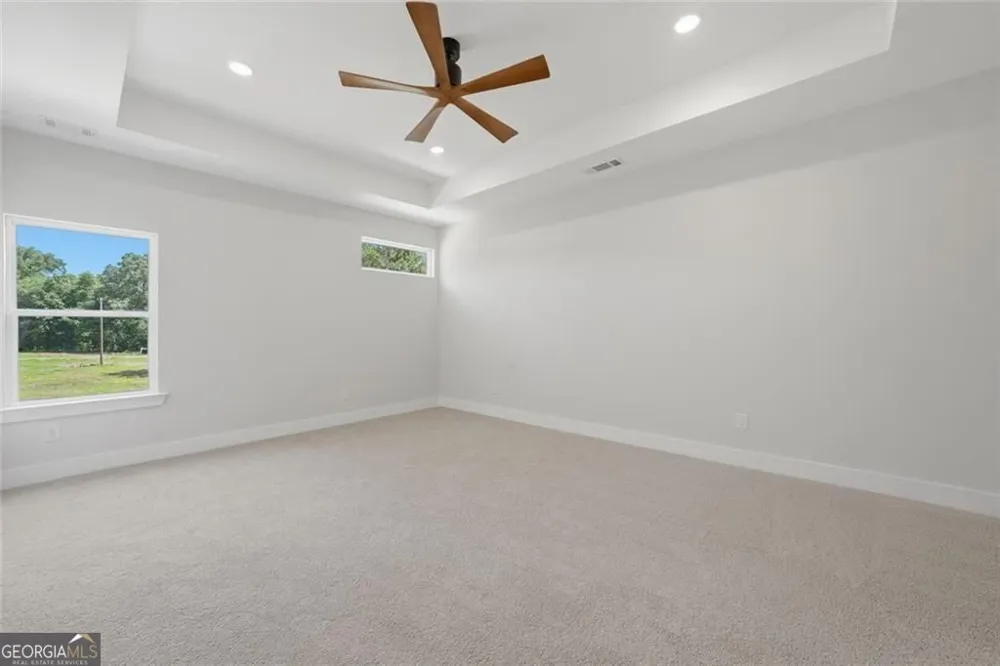 31 Kirk RD NW White, GA 30184
