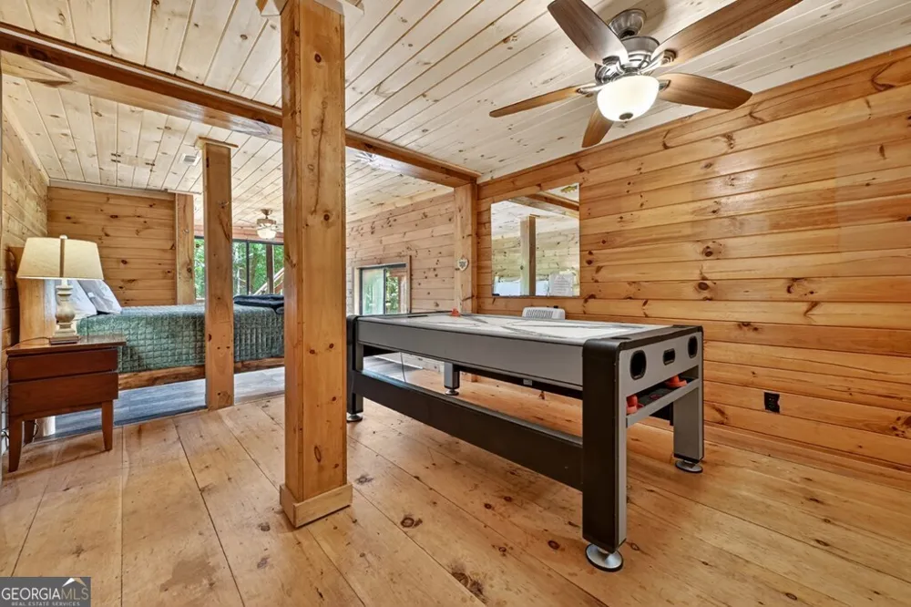 277 Hickory Nut TRL Cherry Log, GA 30522