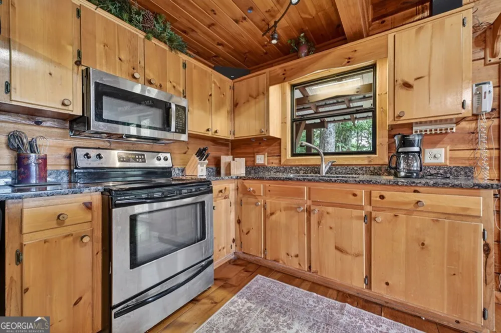 277 Hickory Nut TRL Cherry Log, GA 30522