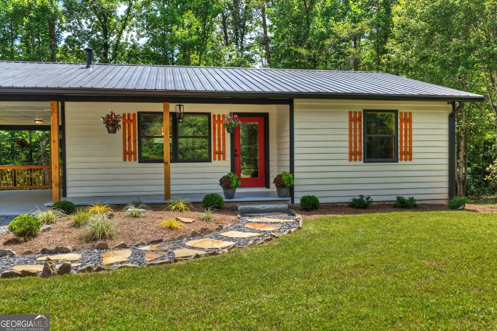 569 Number 20 Mine RD McCaysville, GA 30555