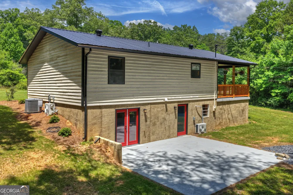 569 Number 20 Mine RD McCaysville, GA 30555