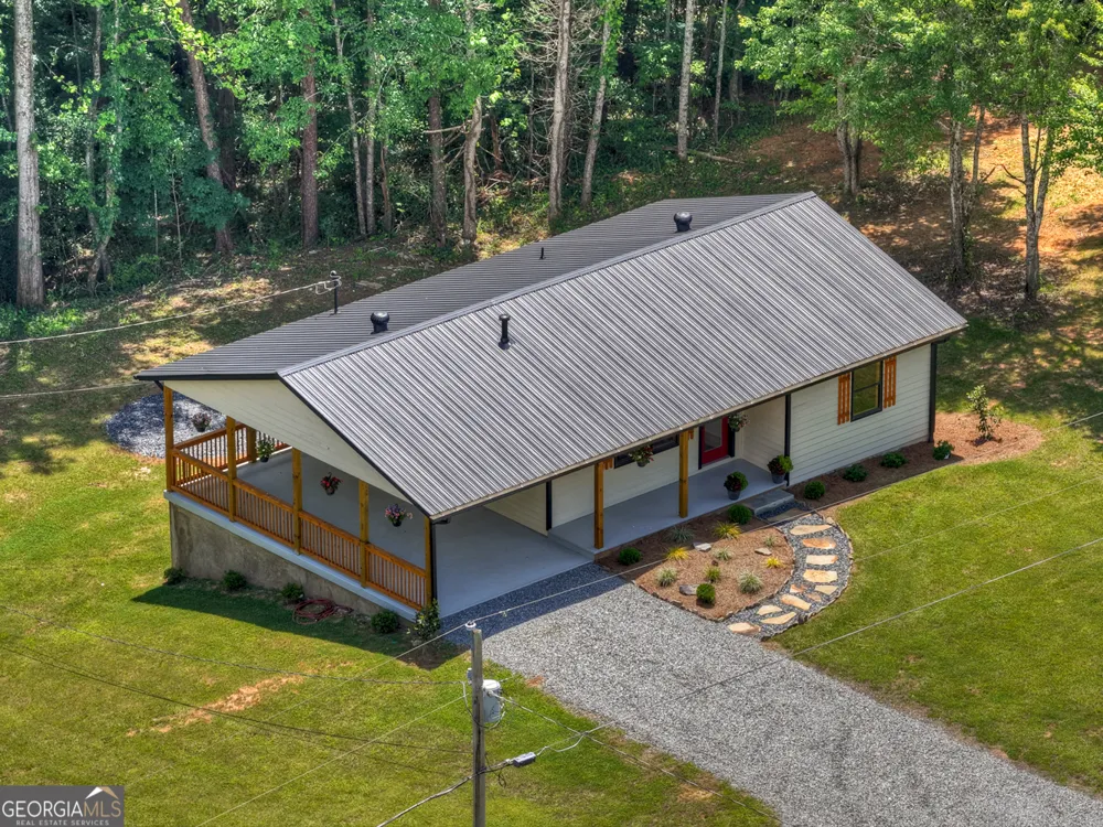 569 Number 20 Mine RD McCaysville, GA 30555