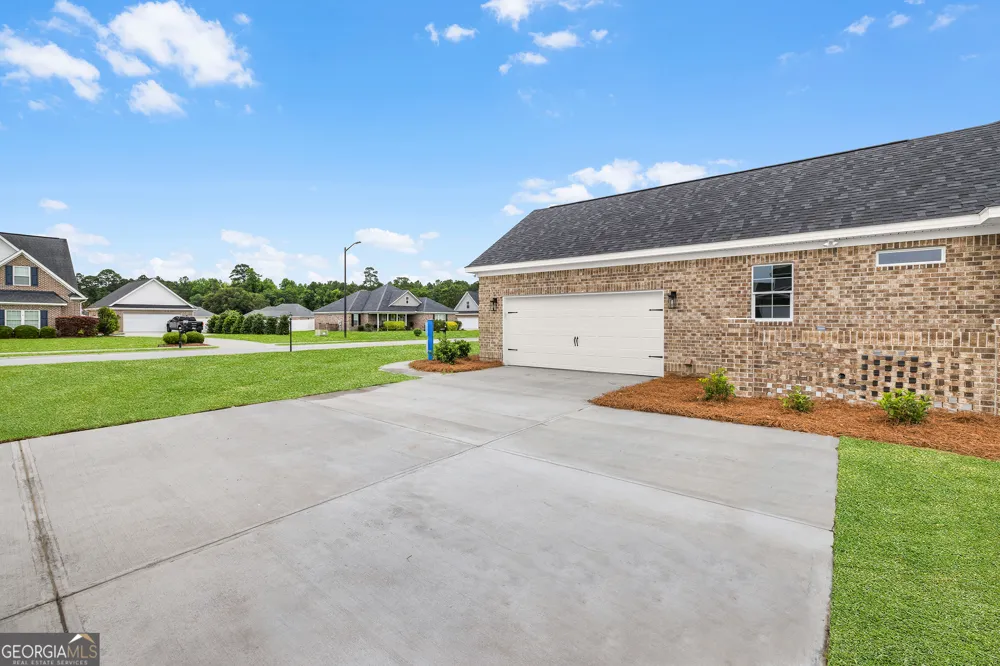 120 Stadium DR Guyton, GA 31312