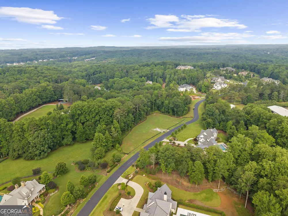 535 Lost River Bnd Milton, GA 30004