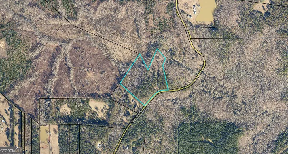 331 Potts Pond RD Barnesville, GA 30204