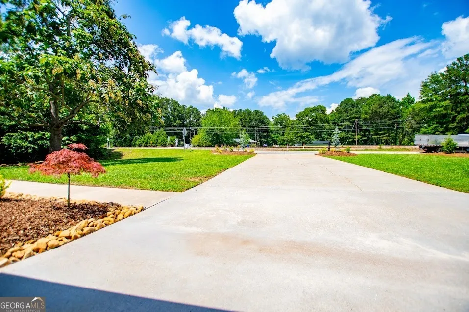 2932 US Highway 27 Buchanan, GA 30113