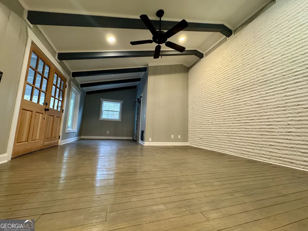405 N Broughton ST Ailey, GA 30410