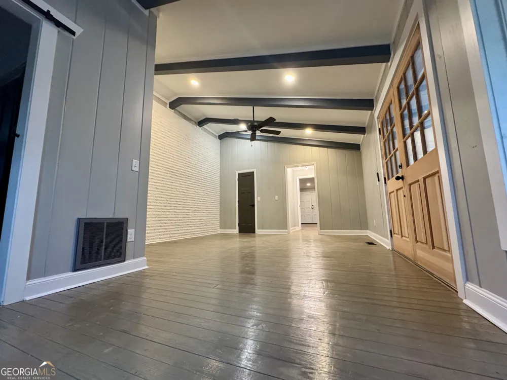 405 N Broughton ST Ailey, GA 30410