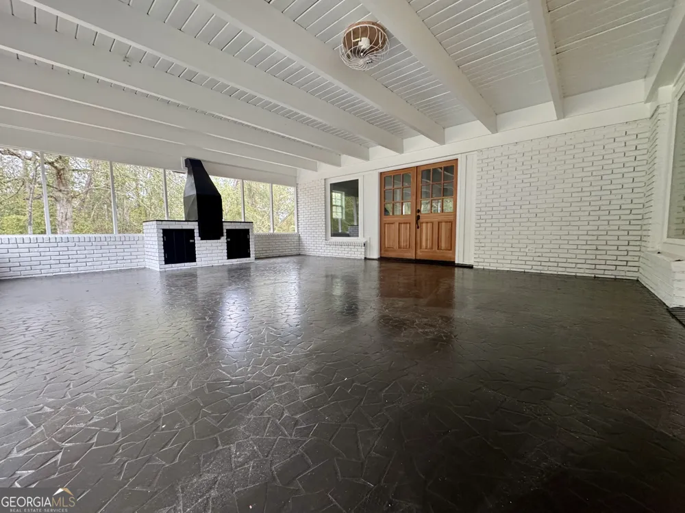 405 N Broughton ST Ailey, GA 30410