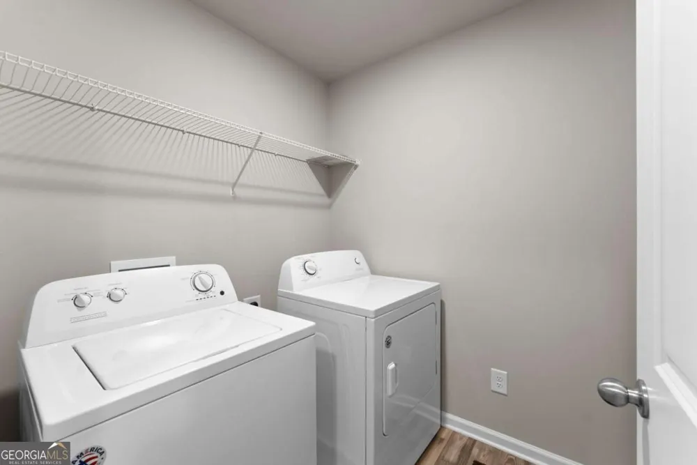 3709 Acorn DR Oakwood, GA 30566
