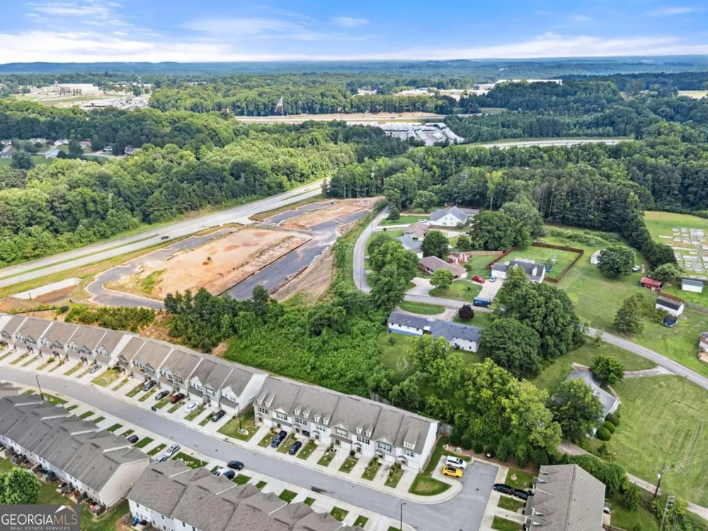 3709 Acorn DR Oakwood, GA 30566