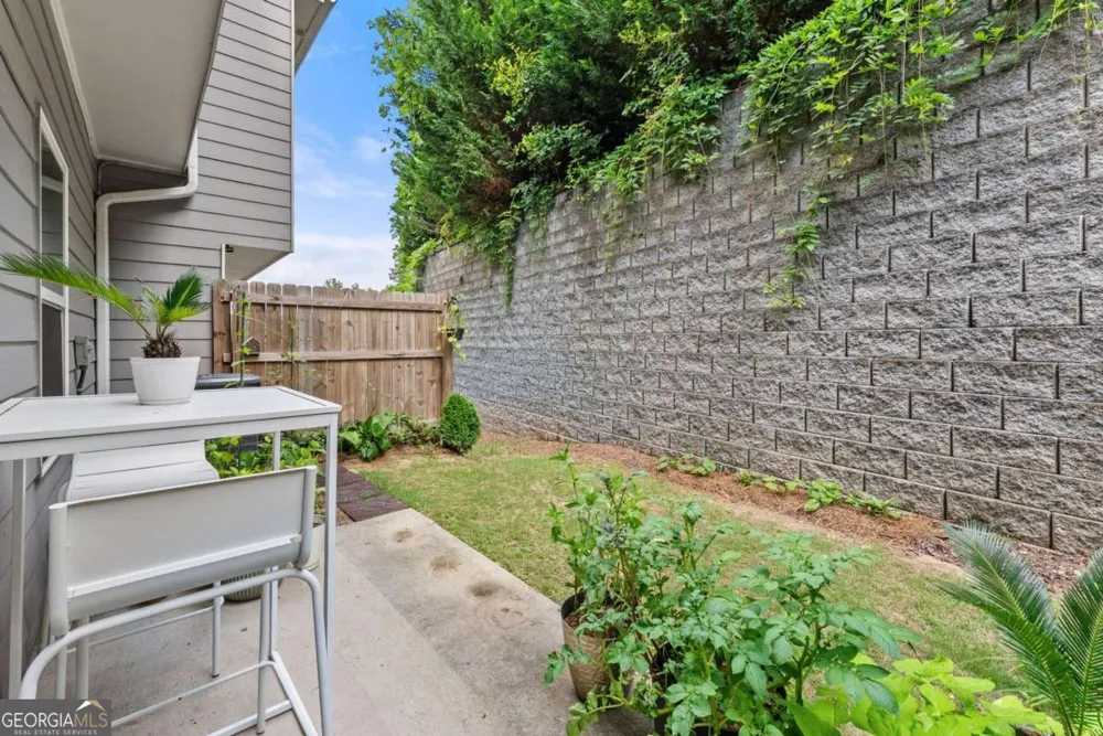 3709 Acorn DR Oakwood, GA 30566