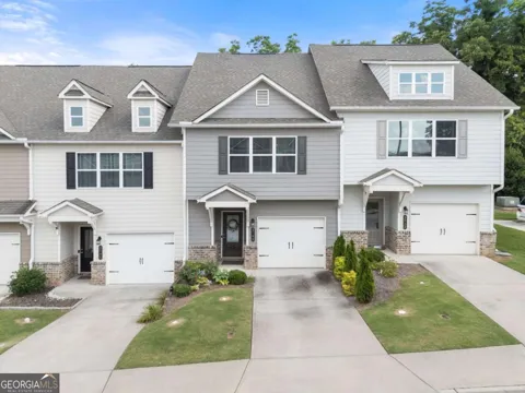 3709 Acorn DR