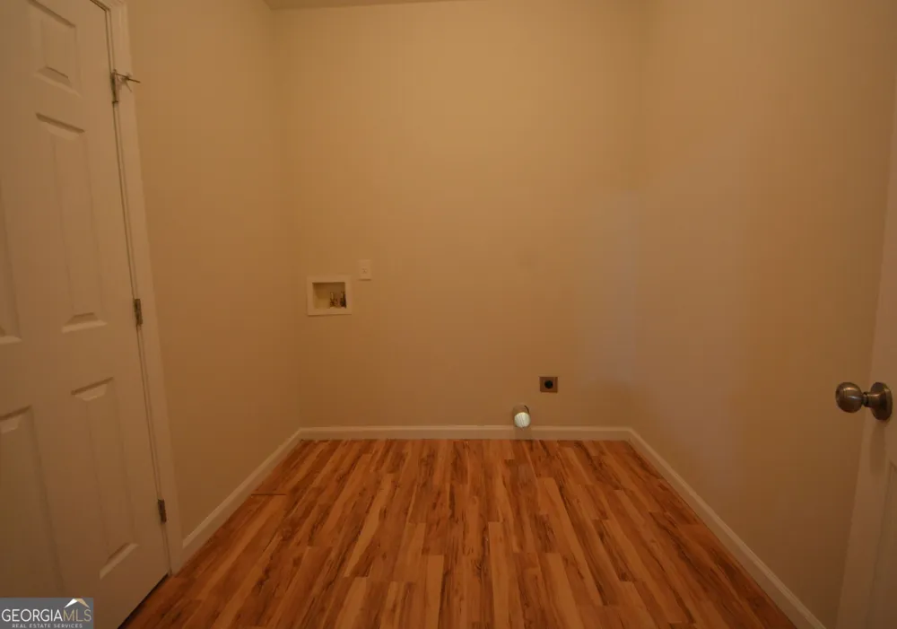 1550 Persimmon TRCE Morrow, GA 30260