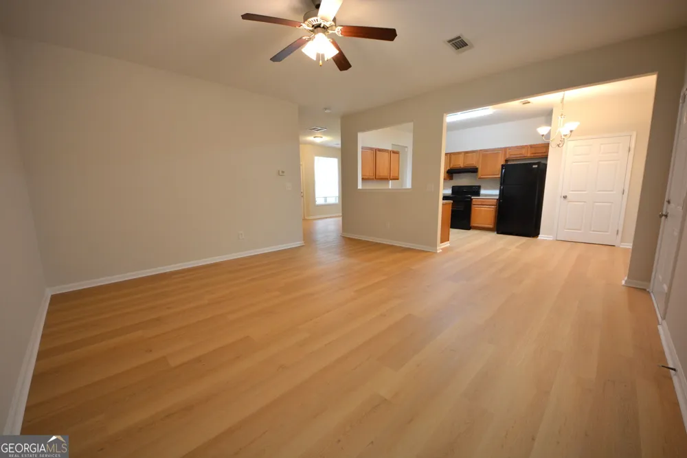 1550 Persimmon TRCE Morrow, GA 30260
