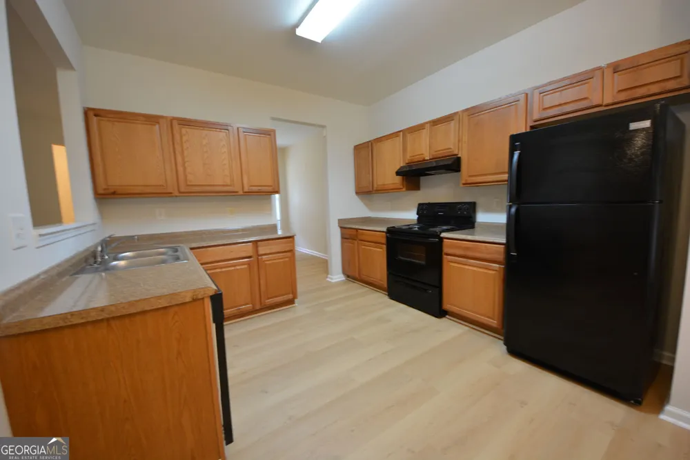 1550 Persimmon TRCE Morrow, GA 30260