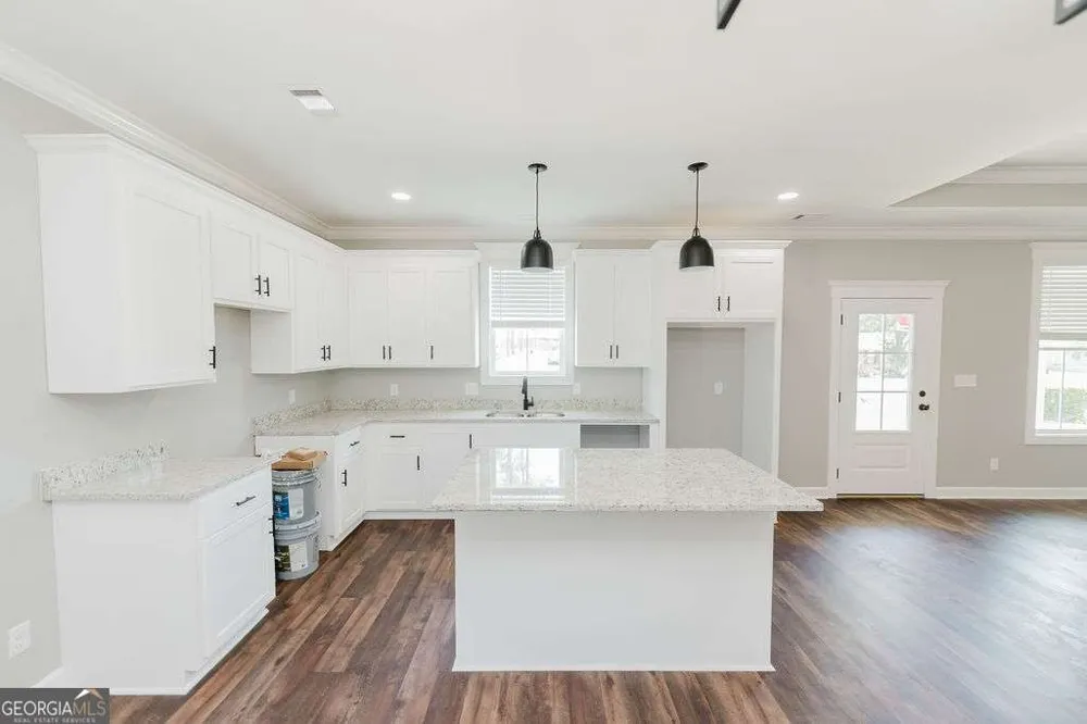 110 Pine Point CIR Sylvester, GA 31791