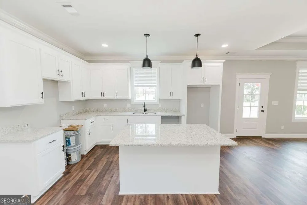 110 Pine Point CIR Sylvester, GA 31791