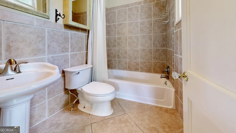 502 Dewey ST Waycross, GA 31501