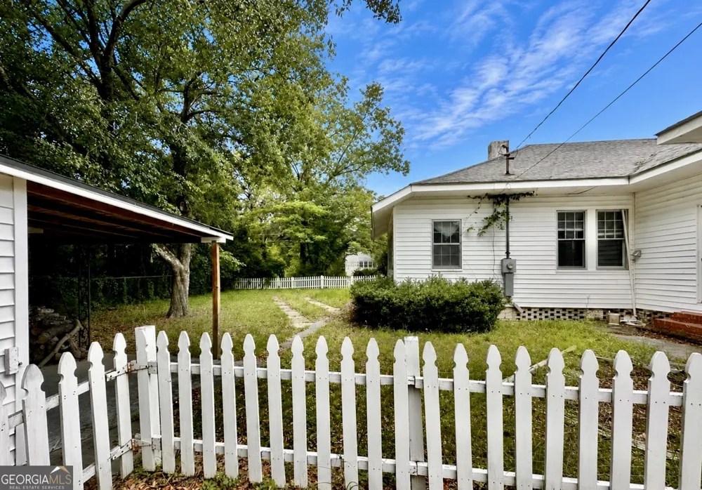 502 Dewey ST Waycross, GA 31501