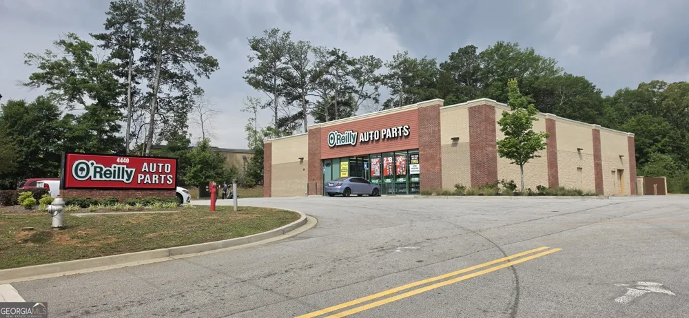 4435 Hiram Lithia Springs RD Powder Springs, GA 30127