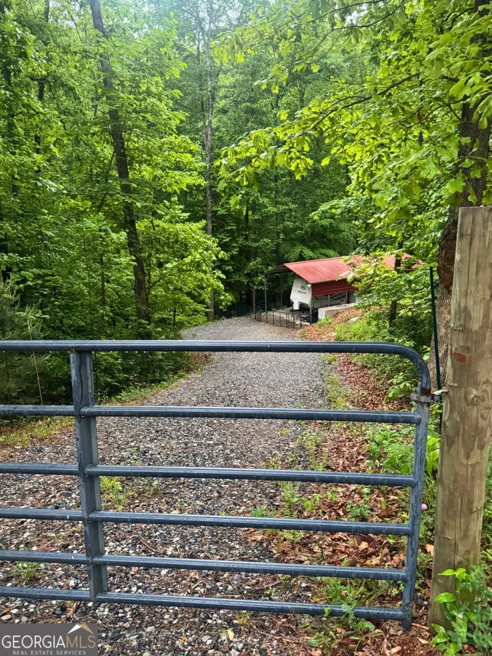 581 Cherokee RD Toccoa, GA 30577