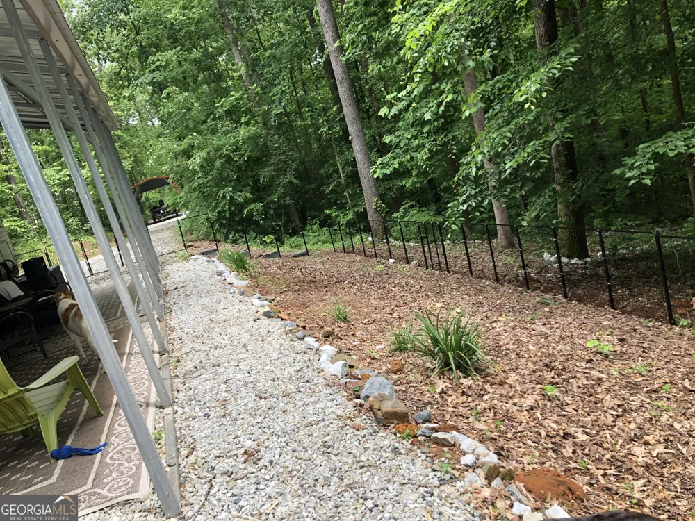 581 Cherokee RD Toccoa, GA 30577