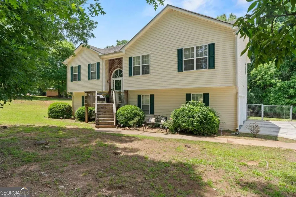 223 Sawdust TRL Nicholson, GA 30565