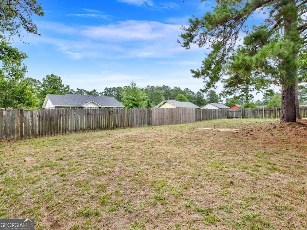 189 W Kenny DR Hinesville, GA 31313