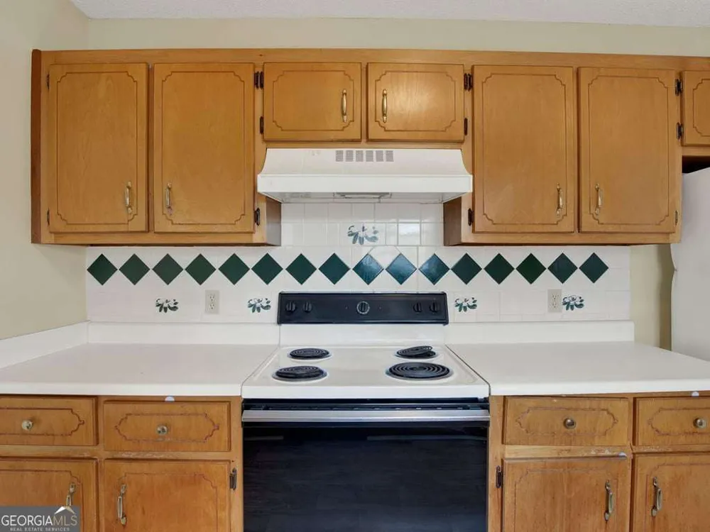189 W Kenny DR Hinesville, GA 31313