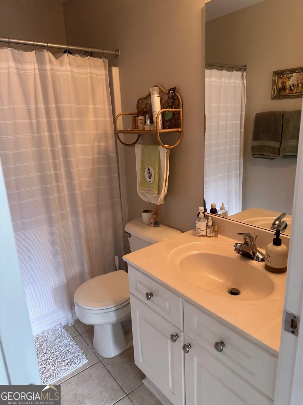 490 Barnett Shoals RD Athens, GA 30605