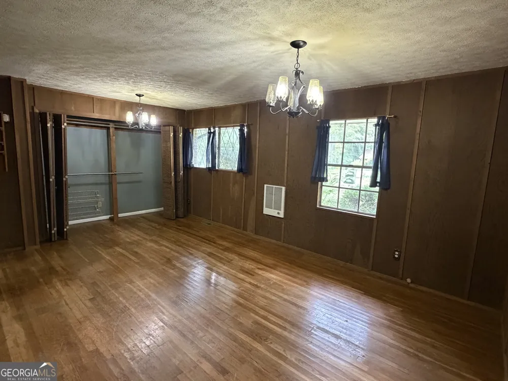 1054 College Station RD Athens, GA 30605