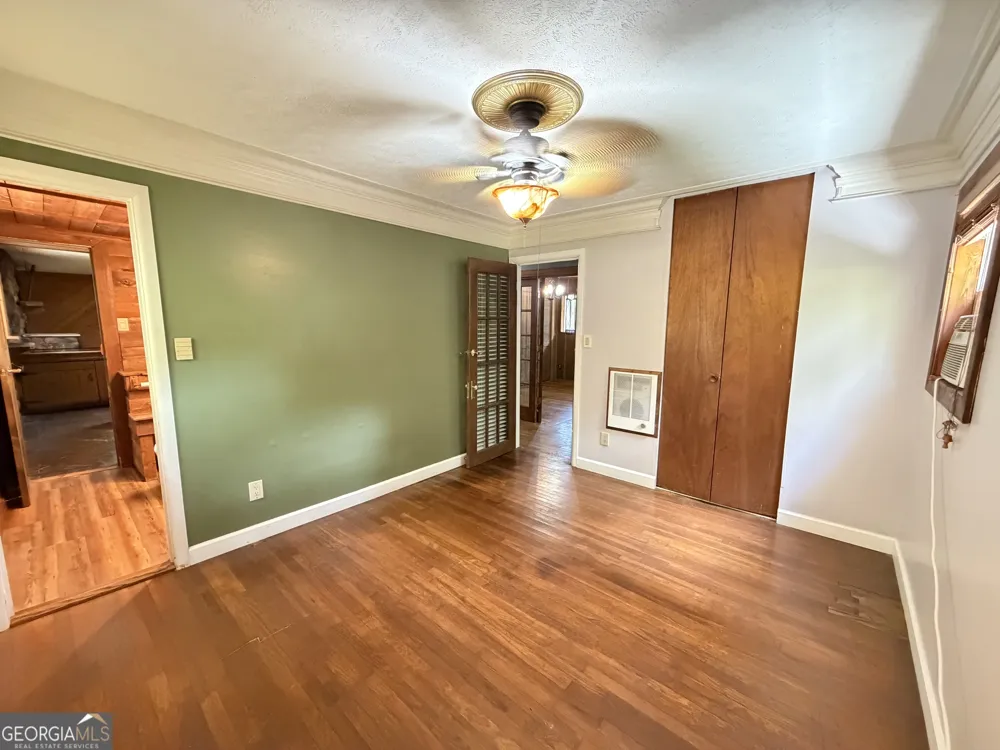 1054 College Station RD Athens, GA 30605