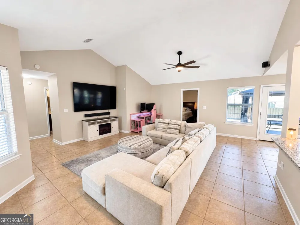 102 Baird WAY St. Marys, GA 31558