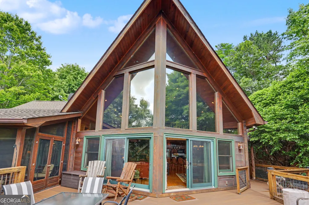 1039 Arbor DR Lakemont, GA 30552