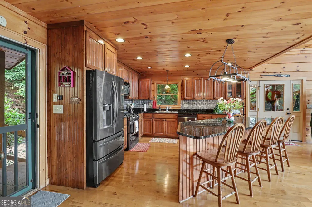 1039 Arbor DR Lakemont, GA 30552