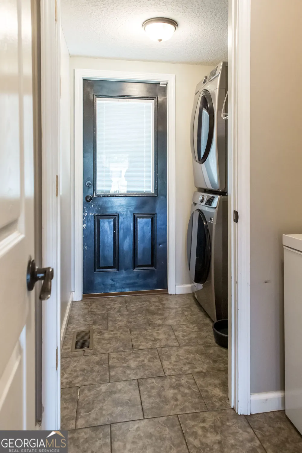 29 Kight ST Homerville, GA 31634
