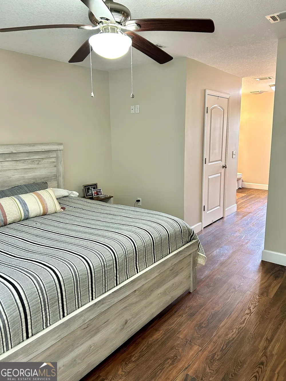 211 Twinn Lakes DR Baxley, GA 31513