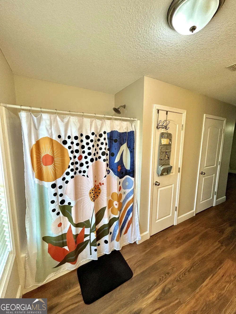 211 Twinn Lakes DR Baxley, GA 31513