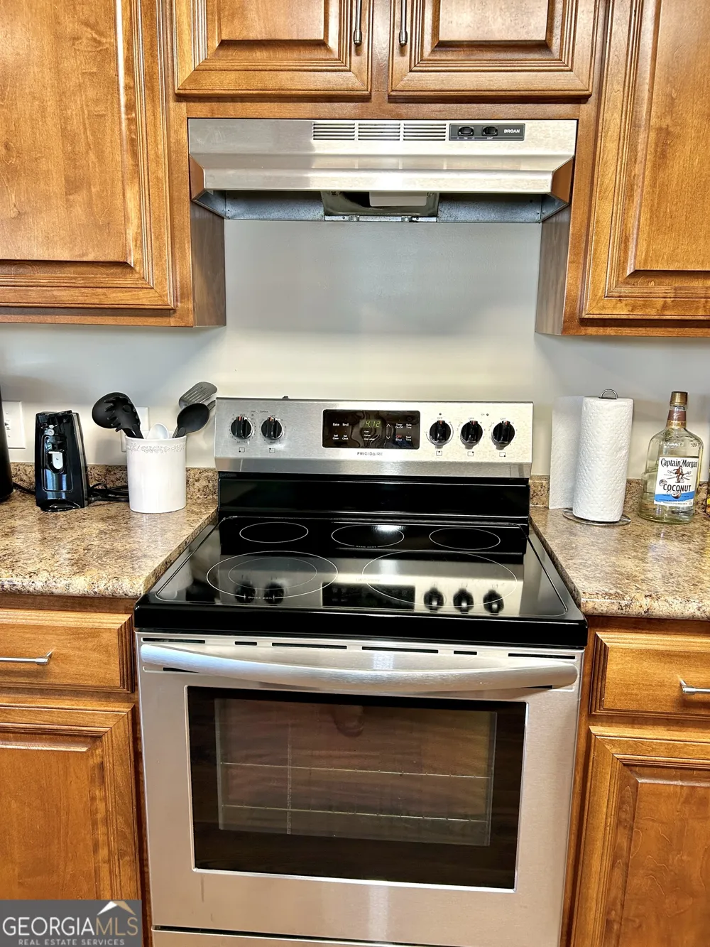 211 Twinn Lakes DR Baxley, GA 31513